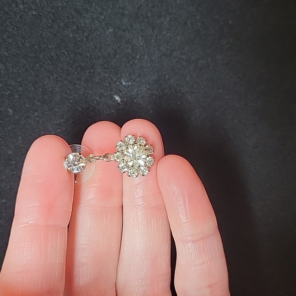 Flower Shaped Rhinestone Earrings - Picture 2 of 4